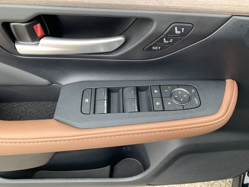 New 2026 Toyota Grand Highlander Platinum image 12