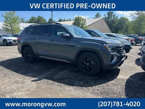 Certified 2025 Volkswagen Atlas Peak Edition SE AWD/4WD image 2