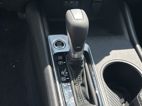 Used 2025 Nissan Altima 2.5 S FWD image 29