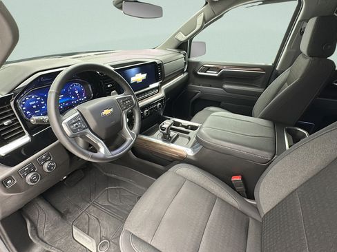 Used 2025 Chevrolet Silverado 1500 LT w/ Max Trailering Package AWD/4WD image 13