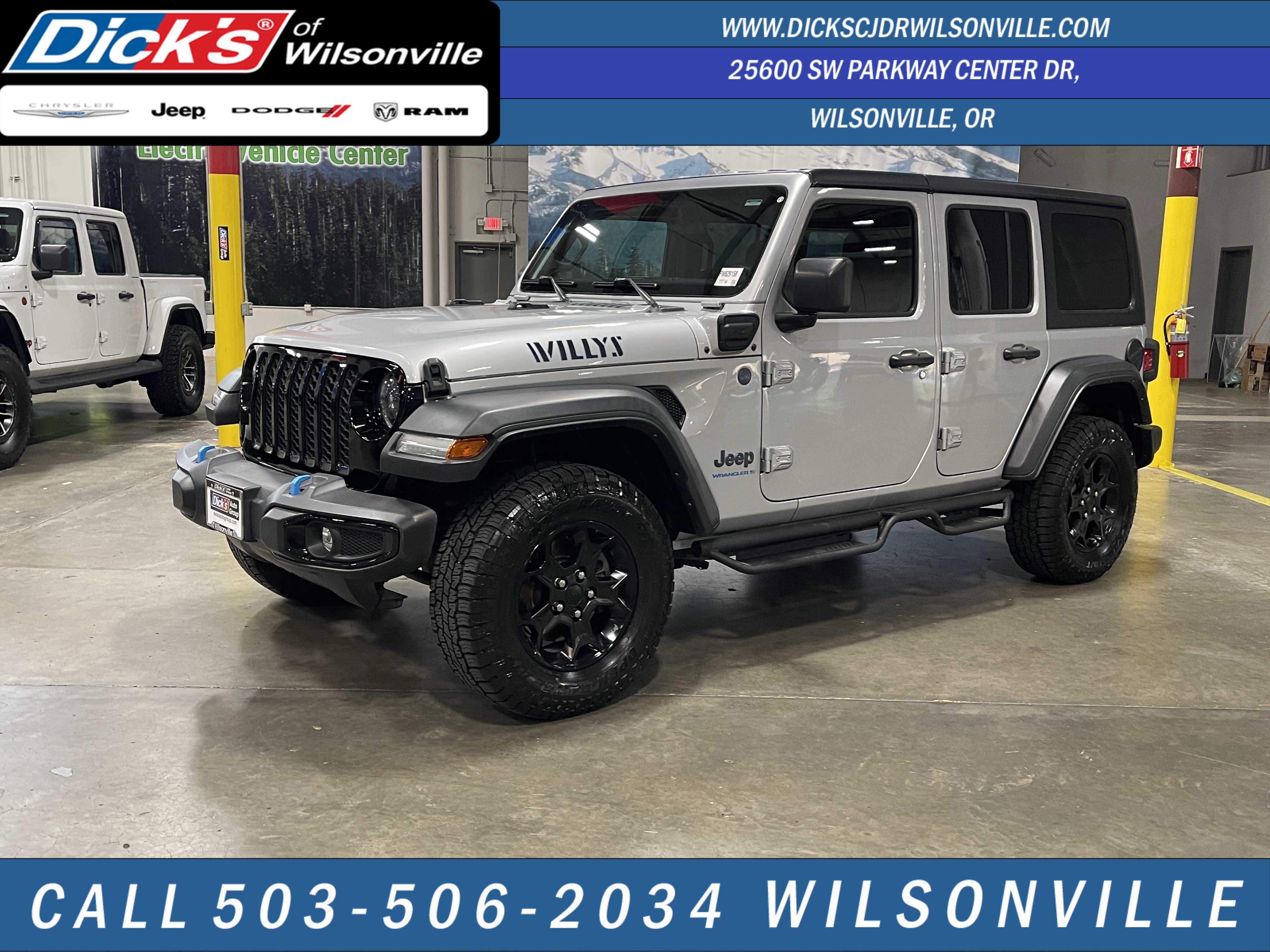 Used 2023 Jeep Wrangler Unlimited AWD/4WD image 1