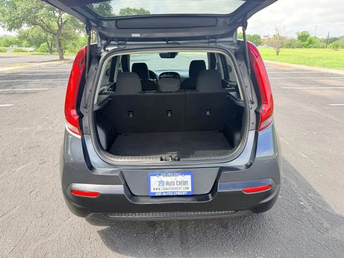 Used 2020 Kia Soul EX FWD image 7