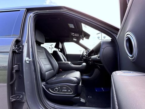 Used 2026 Hyundai Palisade Calligraphy AWD/4WD image 17