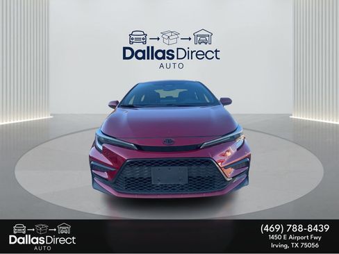 Used 2023 Toyota Corolla SE image 3