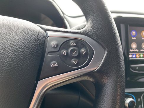 Used 2021 Chevrolet Traverse LS image 27