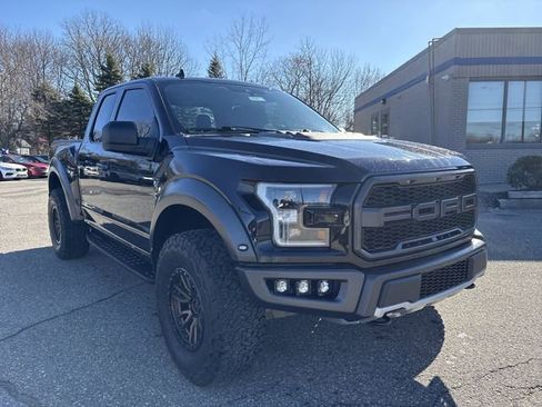 Used 2019 Ford F150 Raptor AWD/4WD image 3