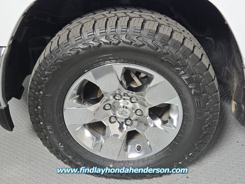 Used 2021 RAM 1500 Big Horn image 9