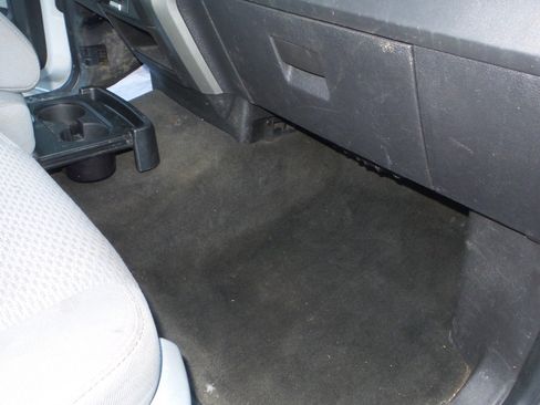 Used 2013 Ford F150 XLT image 16