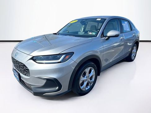 Certified 2024 Honda HR-V LX image 3