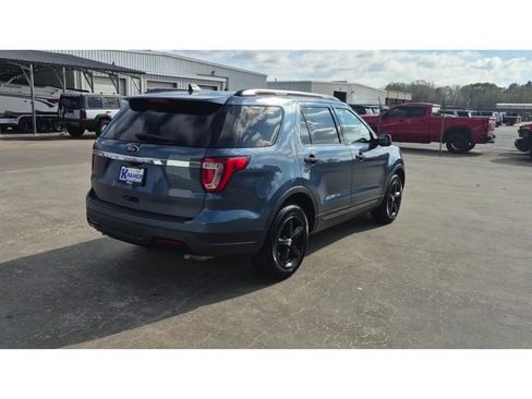 Used 2019 Ford Explorer FWD image 8
