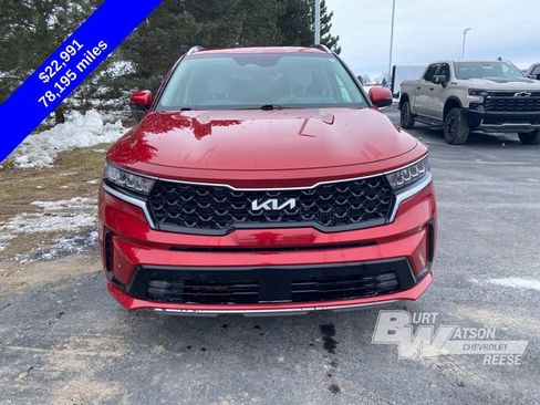 Used 2022 Kia Sorento EX image 9