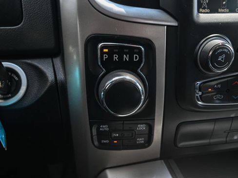 Used 2017 RAM 1500 Big Horn AWD/4WD image 35