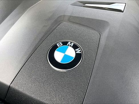 Used 2025 BMW X7 xDrive40i image 32