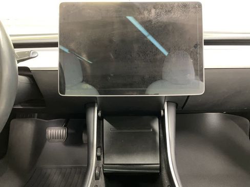 Used 2018 Tesla Model 3 Long Range image 23