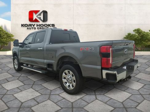Used 2025 Ford F250 Lariat w/ Chrome Package AWD/4WD image 2