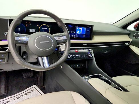Used 2025 Hyundai Sonata Limited FWD image 13