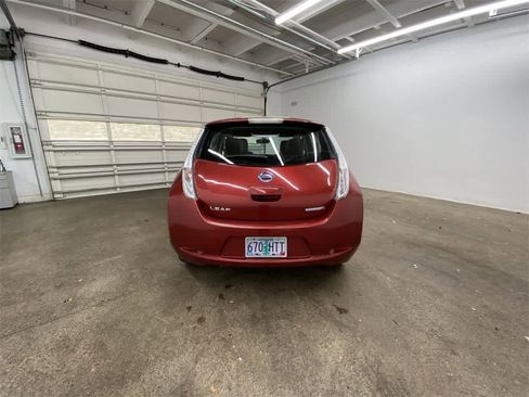 Used 2013 Nissan Leaf SL image 5