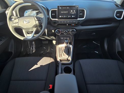New 2026 Hyundai Venue SE FWD image 26