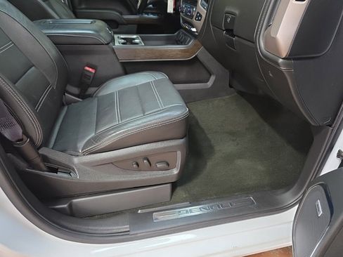 Used 2017 GMC Sierra 1500 Denali image 11