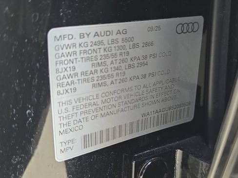 Used 2025 Audi Q5 Premium w/ Convenience Package AWD/4WD image 39