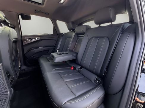 Used 2023 Audi Q4 e-tron Premium Plus image 30