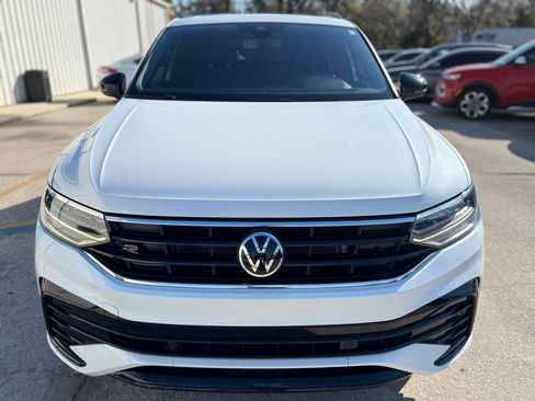 Used 2022 Volkswagen Tiguan SE R-Line image 8