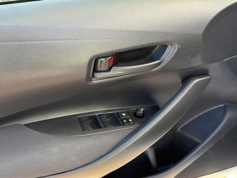 Used 2023 Toyota Corolla LE w/ Carpet Mat Package (TMS) image 18