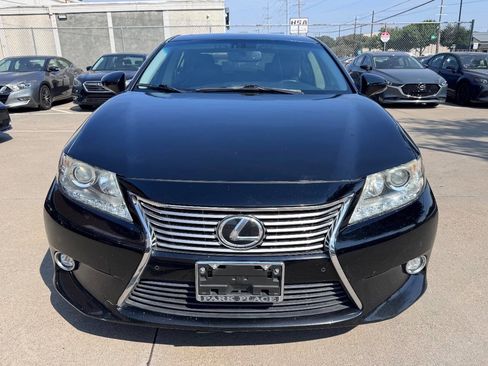 Used 2014 Lexus ES 350 w/ Luxury Package image 2