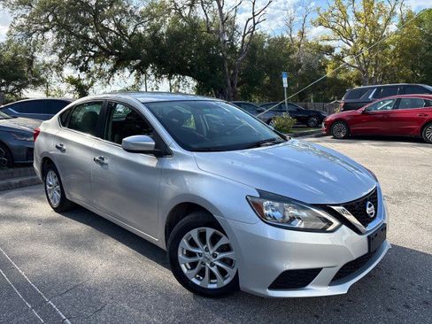 Used 2019 Nissan Sentra SV image 5