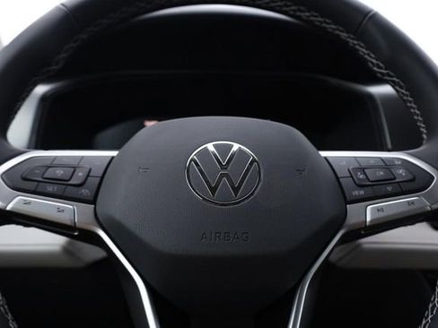 New 2026 Volkswagen Taos S image 9