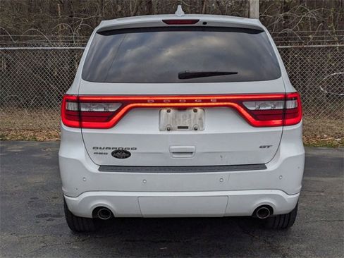 Used 2017 Dodge Durango GT image 3