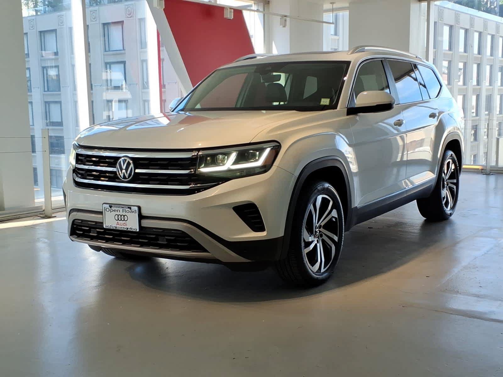 Used 2023 Volkswagen Atlas SEL AWD/4WD image 1