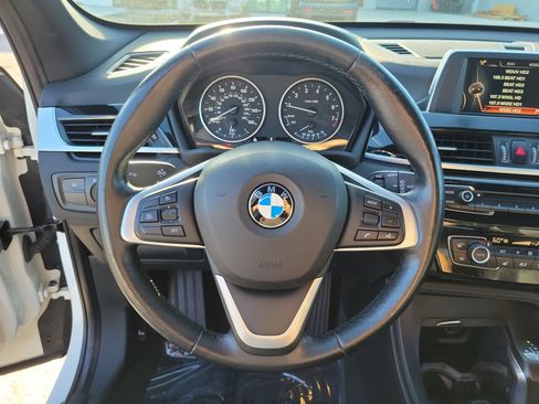 Used 2017 BMW X1 xDrive28i AWD/4WD image 17