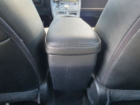 Used 2014 Lexus CT 200h FWD image 39