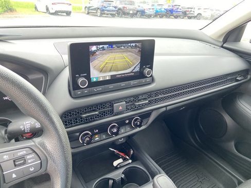 Used 2024 Honda HR-V LX image 35