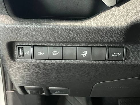 Used 2025 Toyota RAV4 XLE Premium w/ Weather Package AWD/4WD image 33
