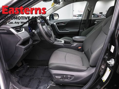 Used 2023 Toyota RAV4 XLE w/ Convenience Package AWD/4WD image 13