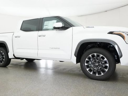 New 2026 Toyota Tundra Limited AWD/4WD image 28
