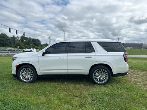 Used 2024 Chevrolet Tahoe High Country AWD/4WD image 11
