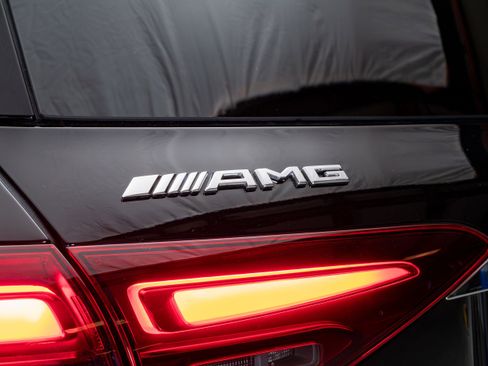 Used 2025 Mercedes-Benz GLE 53 AMG 4MATIC image 15