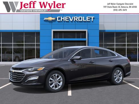 New 2023 Chevrolet Malibu LT FWD image 2