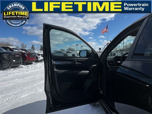 Used 2026 GMC Terrain Elevation image 14