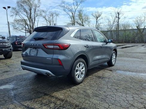 Used 2024 Ford Escape Active image 5