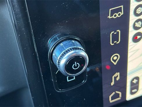 Used 2022 GMC Sierra 1500 Denali Ultimate image 32