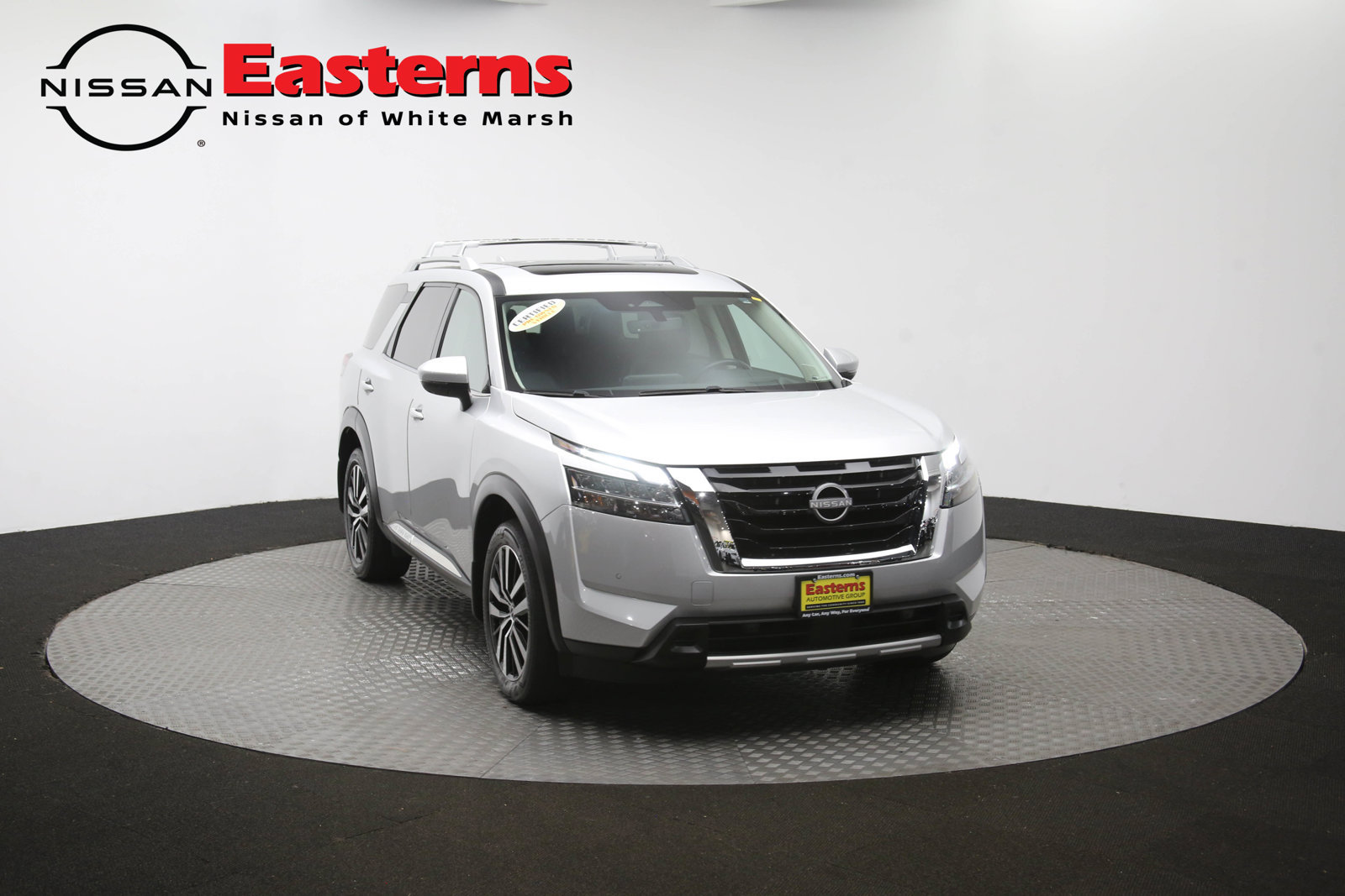 Used 2023 Nissan Pathfinder Platinum AWD/4WD image 49