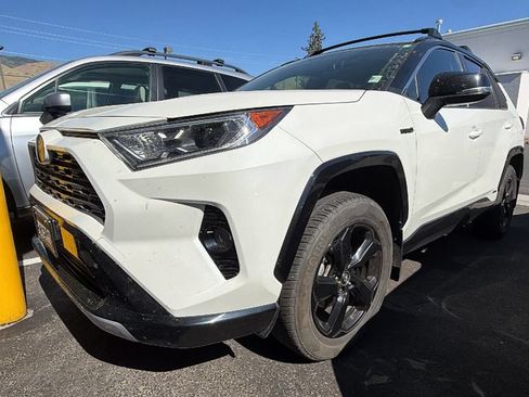 Used 2019 Toyota RAV4 XSE AWD/4WD image 4