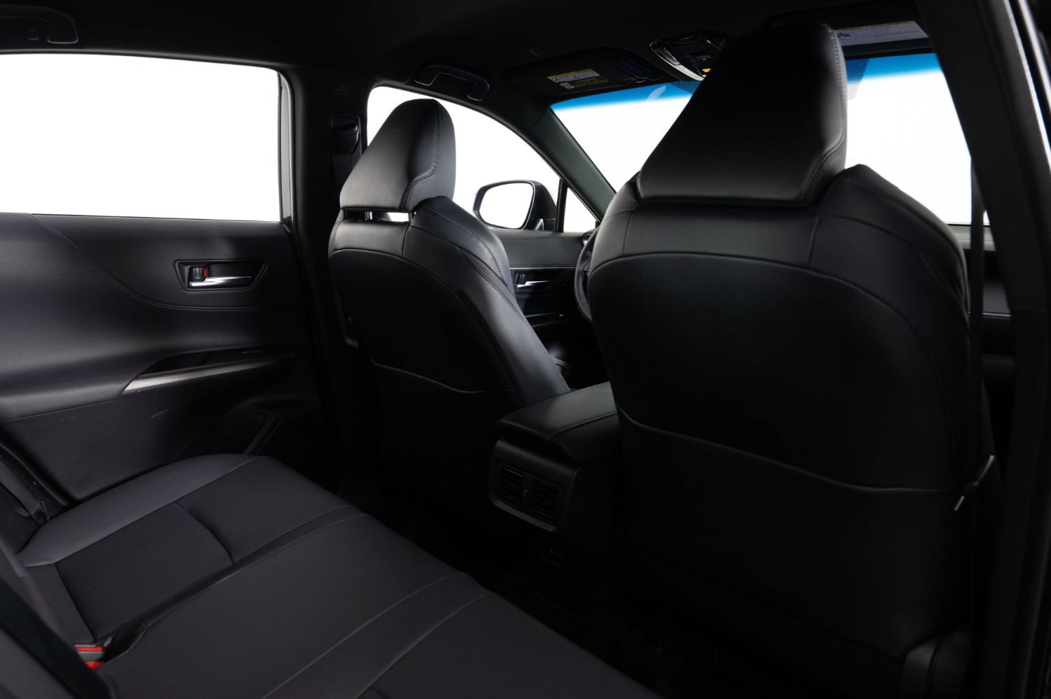 Used 2024 Toyota Venza XLE AWD/4WD image 23
