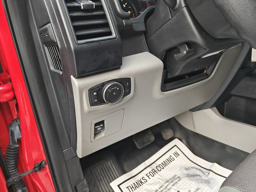 Used 2017 Ford F150 XL w/ Equipment Group 101A Mid AWD/4WD image 15