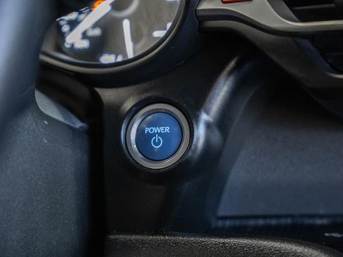 Used 2021 Toyota Sienna XSE image 26