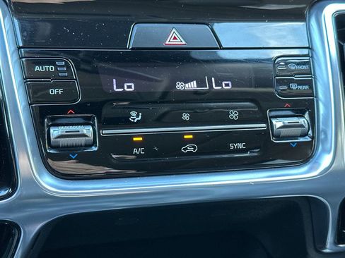 Used 2022 Kia Sorento SX FWD image 21